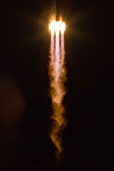 Blast off of Soyuz-FG rocket with Soyuz TMA-15M spacecraft at Baikonur cosmodrome