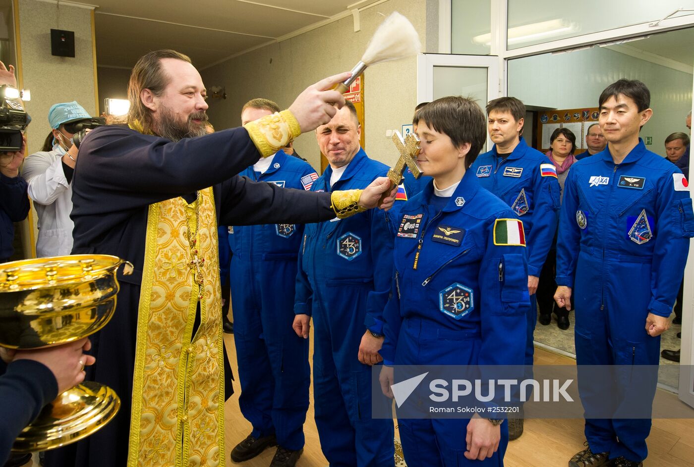 Preparations for launch of Soyuz-FG rocket with Soyuz TMA-15M spacecraft