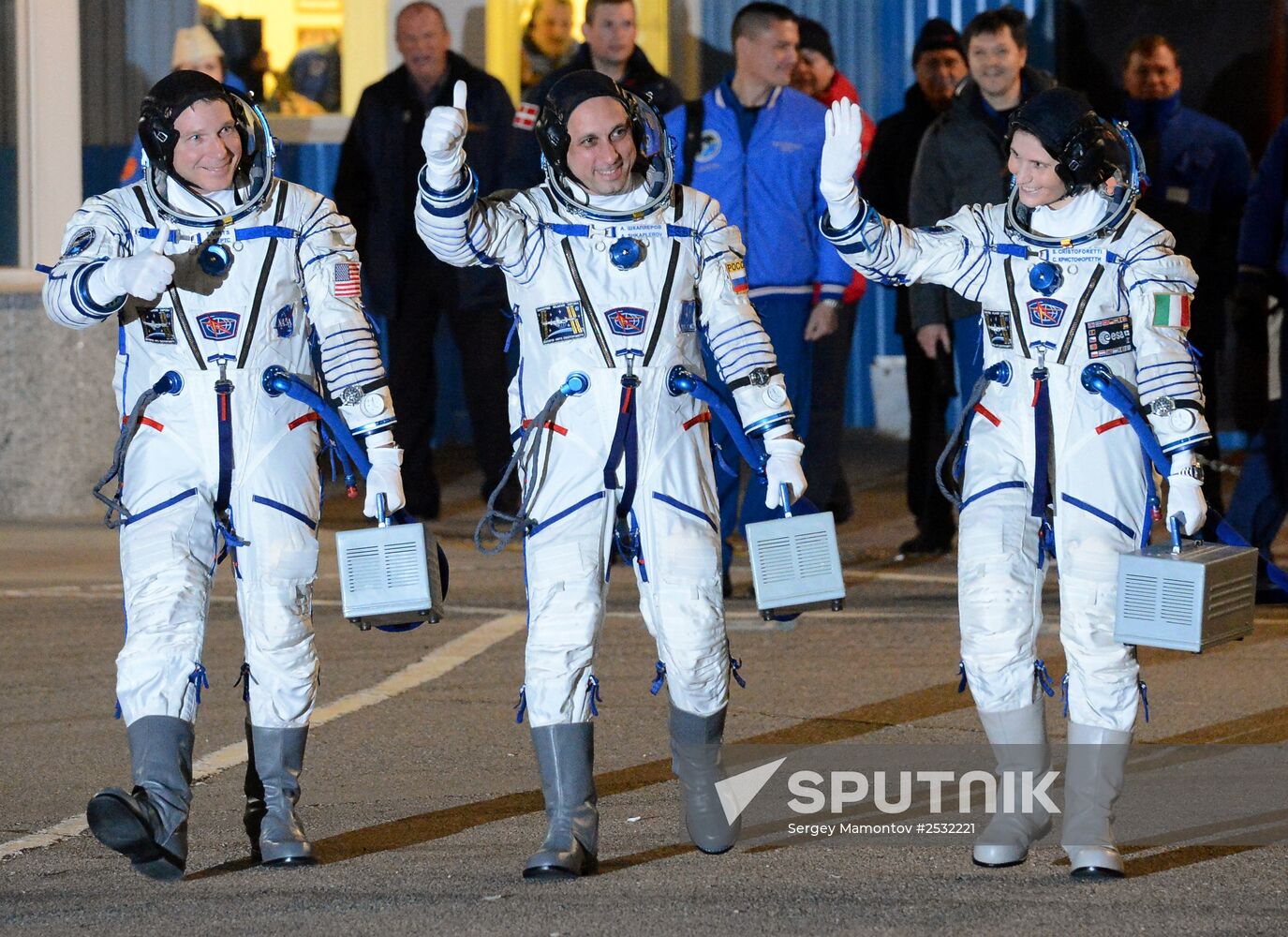 Preparations for launch of Soyuz-FG rocket with Soyuz TMA-15M spacecraft