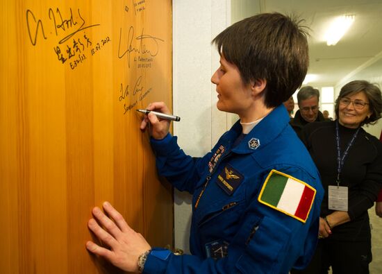 Preparations for launch of Soyuz-FG rocket with Soyuz TMA-15M spacecraft