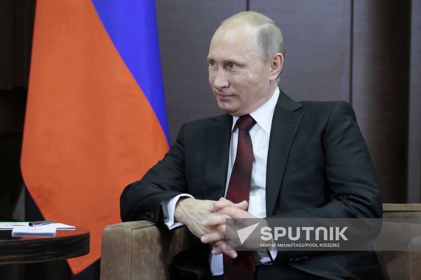 Vladimir Putin meets with Raul Khadzhimba in Sochi