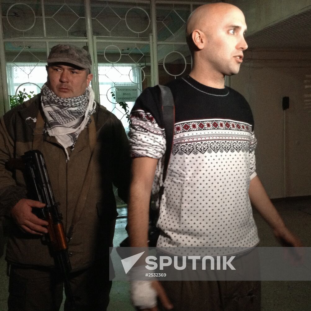 British journalist Graham Phillips was injured near Donetsk