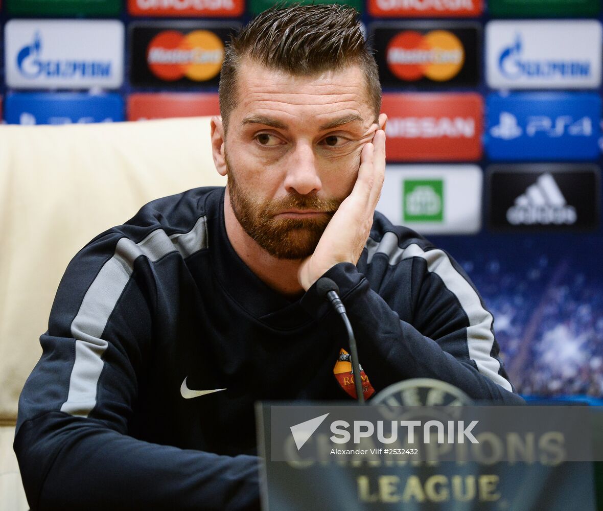 UEFA Champions League. Roma training