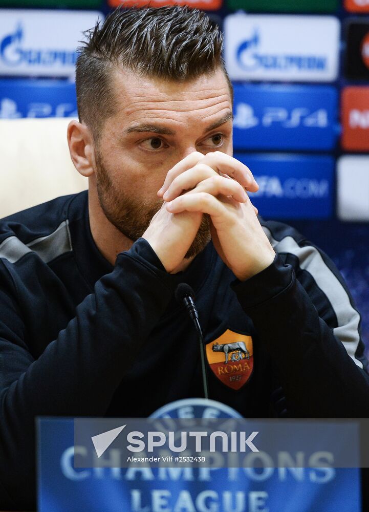 UEFA Champions League. Roma training