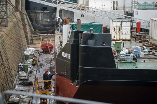 The STX Europe shipyard in Saint-Nazaire