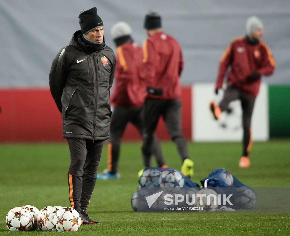 UEFA Champions League. Roma training