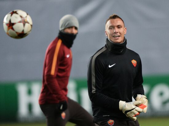 UEFA Champions League. Roma training