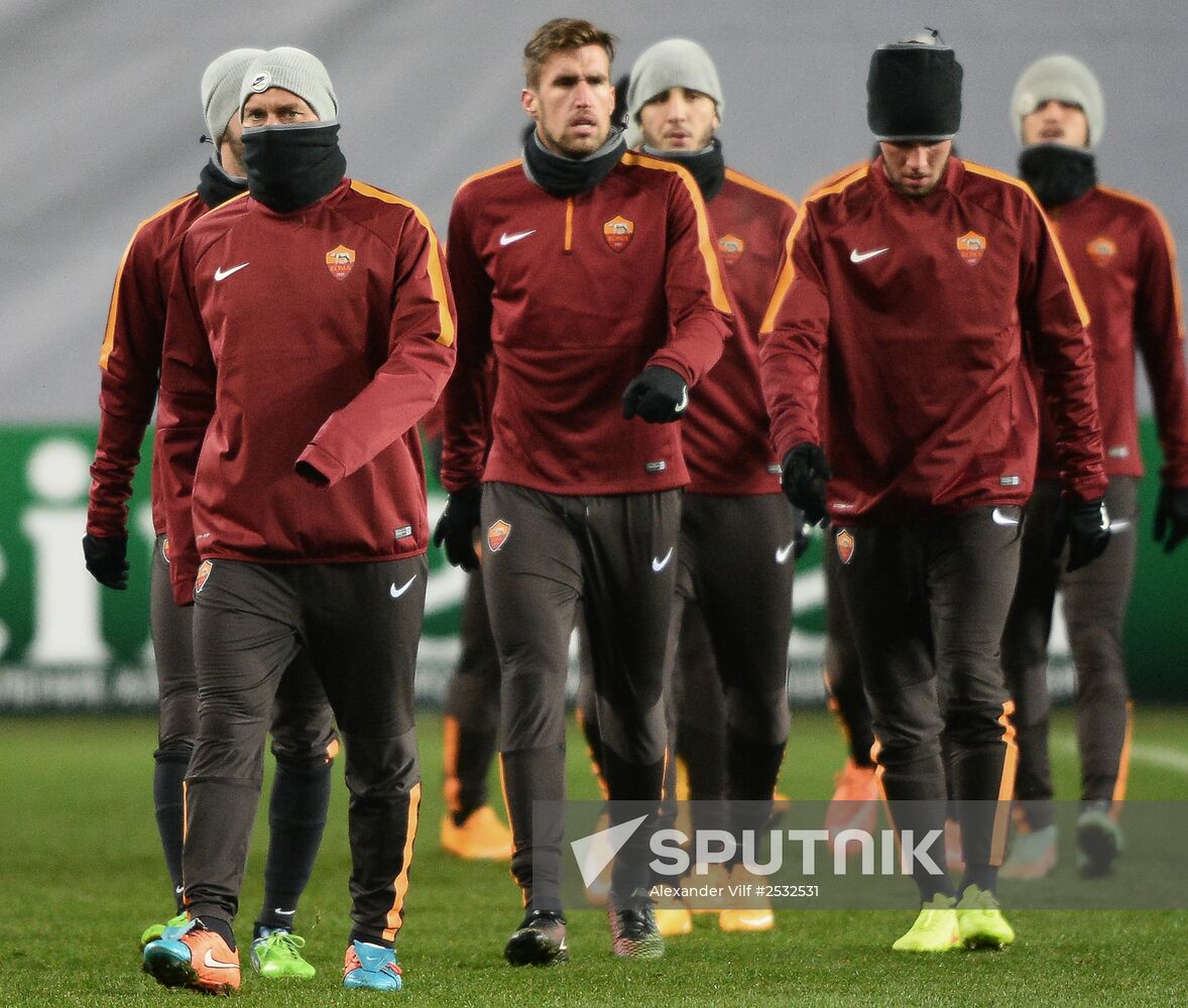 UEFA Champions League. Roma training