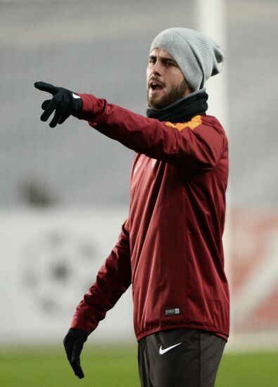 UEFA Champions League. Roma training
