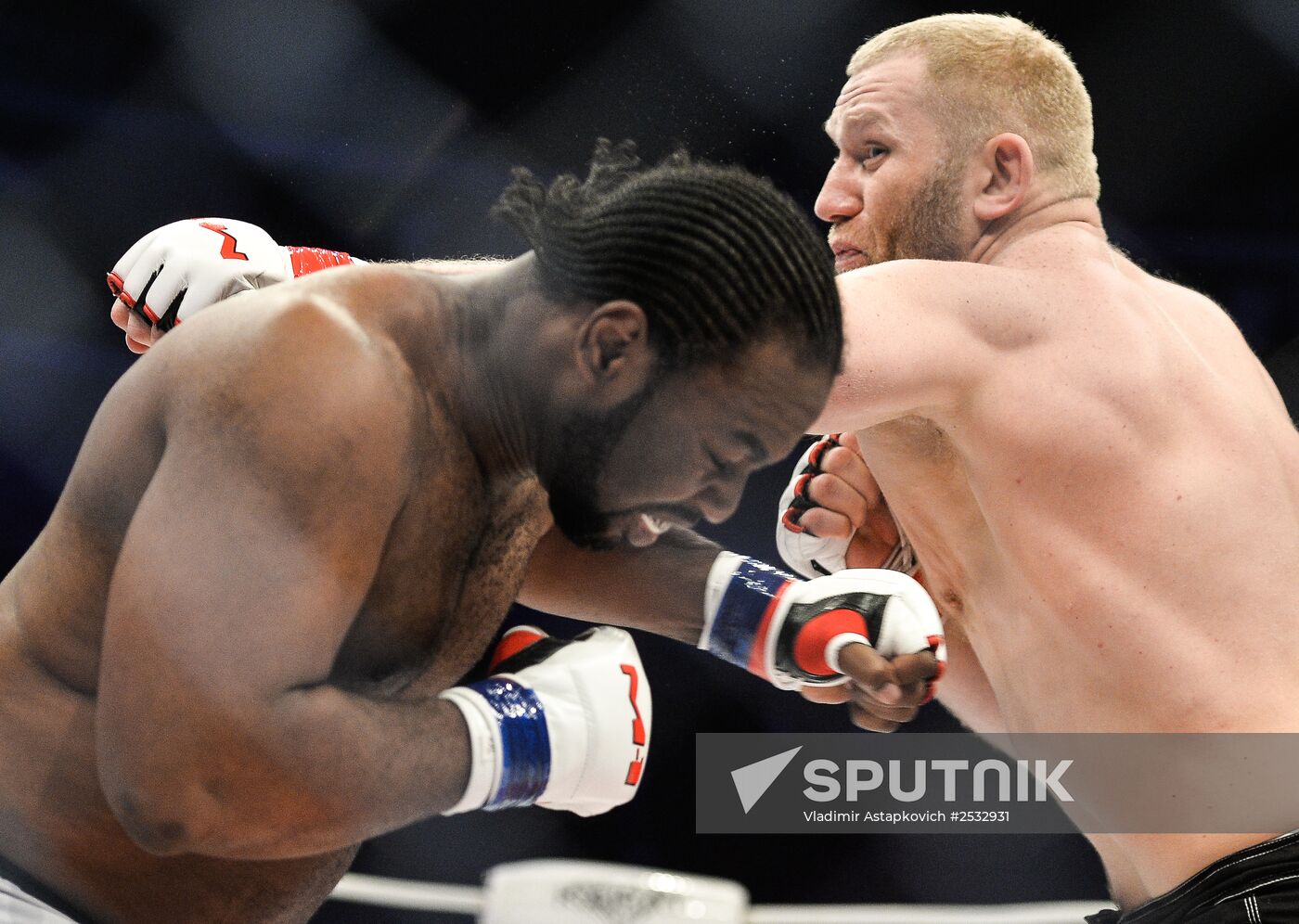 Mixed Martial Arts. M-1 Challenge 53 event. Sergei Kharitonov vs Kenny Garner