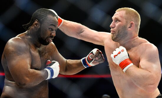 Mixed Martial Arts. M-1 Challenge 53 event. Sergei Kharitonov vs Kenny Garner