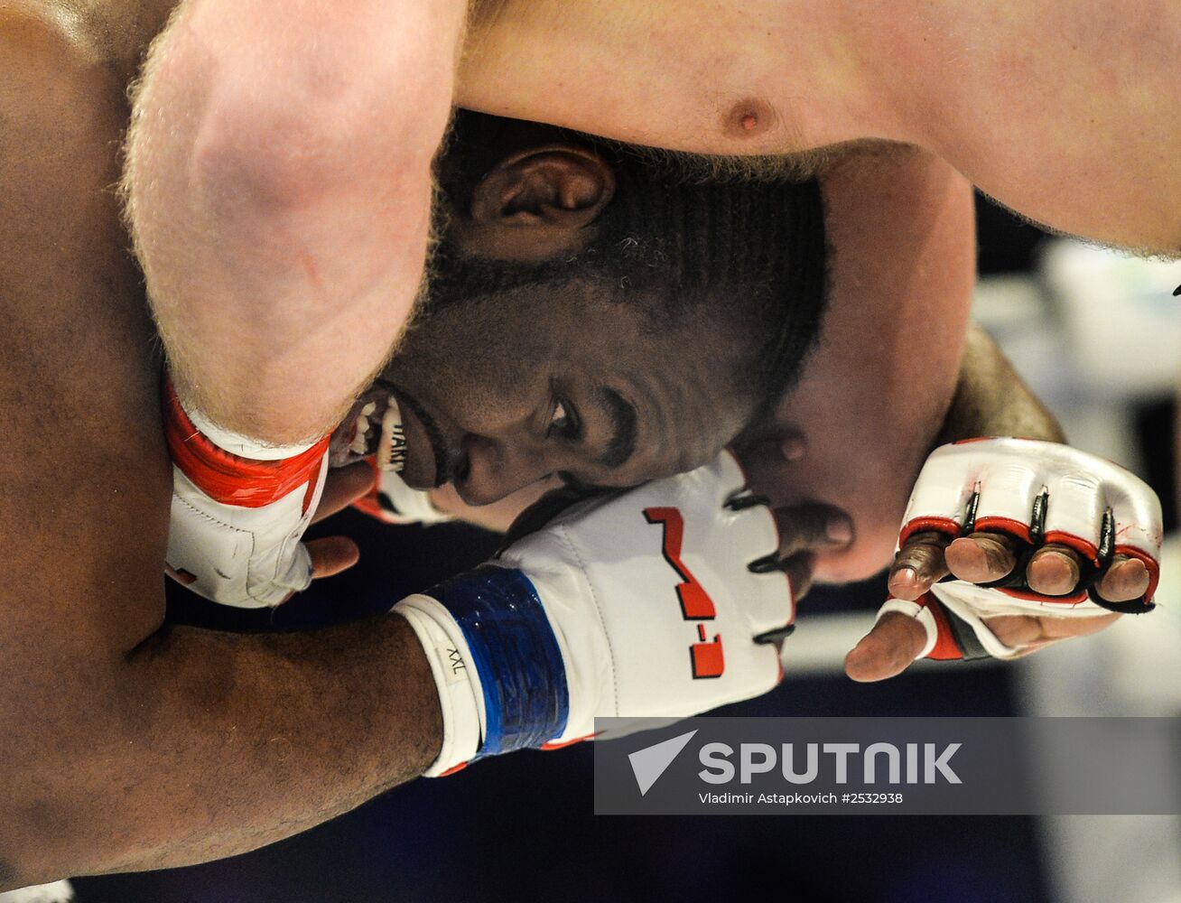 Mixed Martial Arts. M-1 Challenge 53 event. Sergei Kharitonov vs Kenny Garner