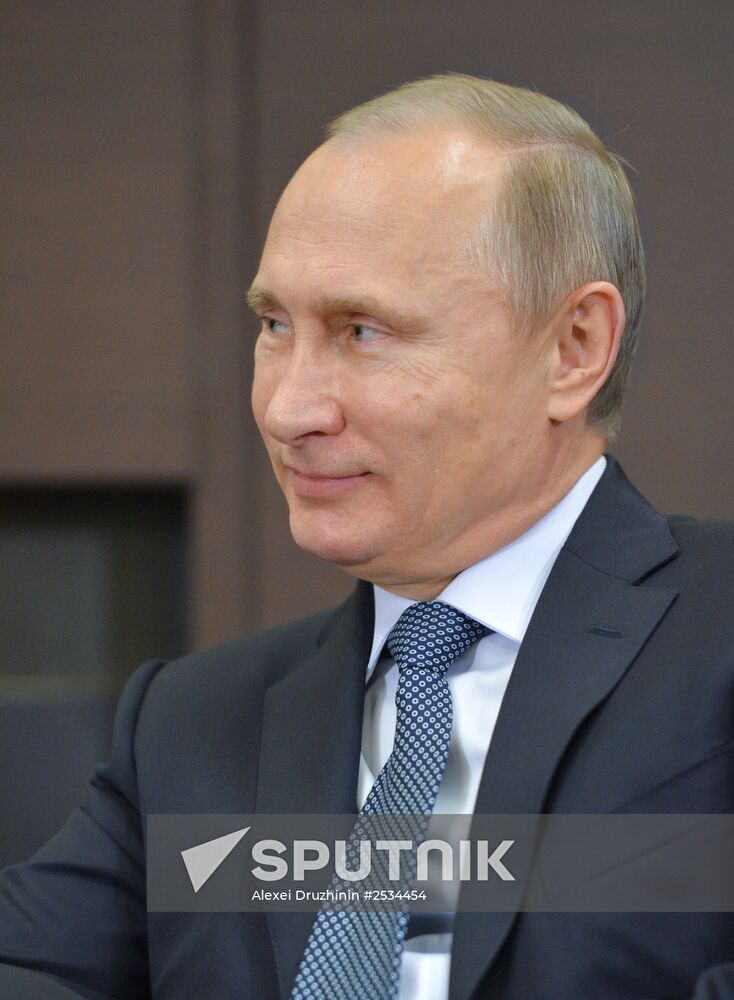 Vladimir Putin meets with Patrick Pouyanné, new CEO of Total