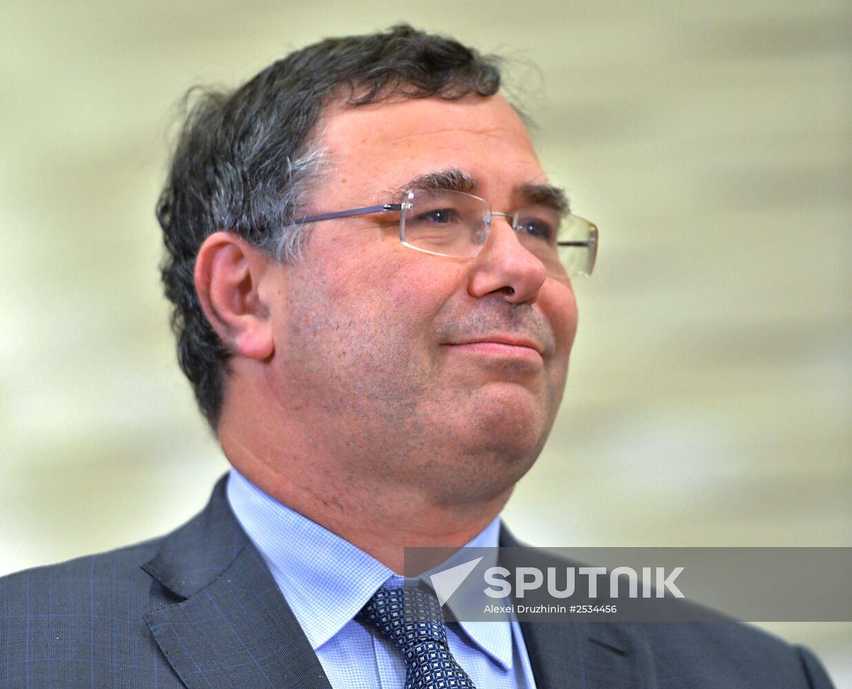 Vladimir Putin meets with Patrick Pouyanné, new CEO of Total