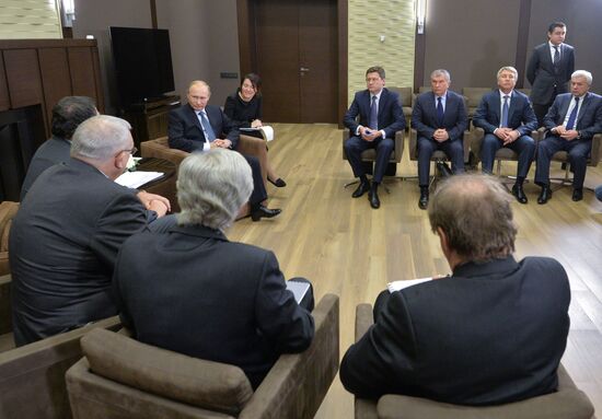 Vladimir Putin meets with Patrick Pouyanné, new CEO of Total