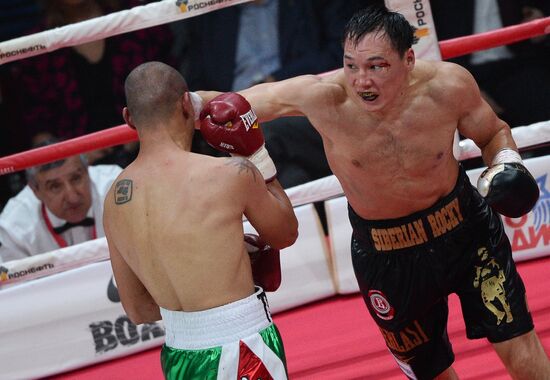 Boxing. Fight between Ruslan Provodnikov and Luis Castillo