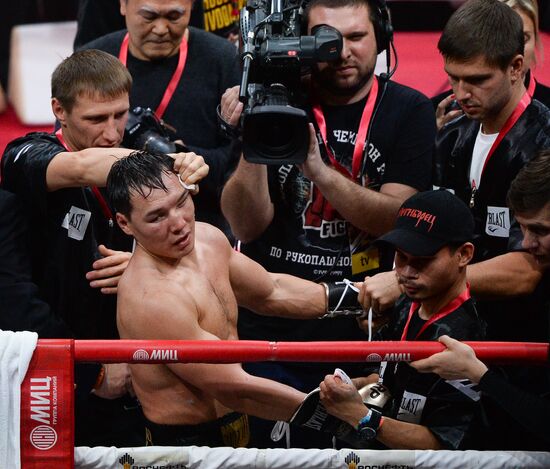 Boxing. Fight between Ruslan Provodnikov and Luis Castillo