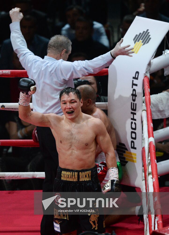 Boxing. Fight between Ruslan Provodnikov and Luis Castillo