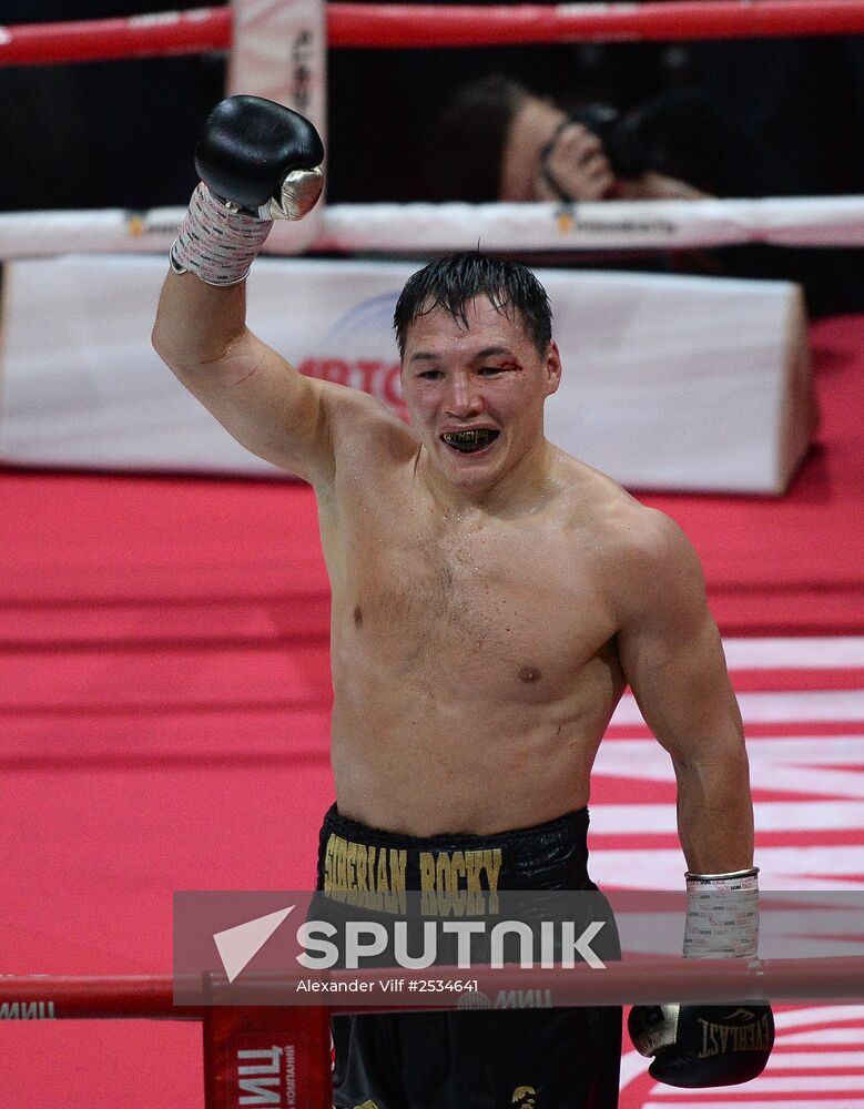 Boxing. Fight between Ruslan Provodnikov and Luis Castillo