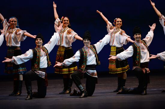 Igor Moiseyev's Folk Dance Company performs at Bolshoi Theatre