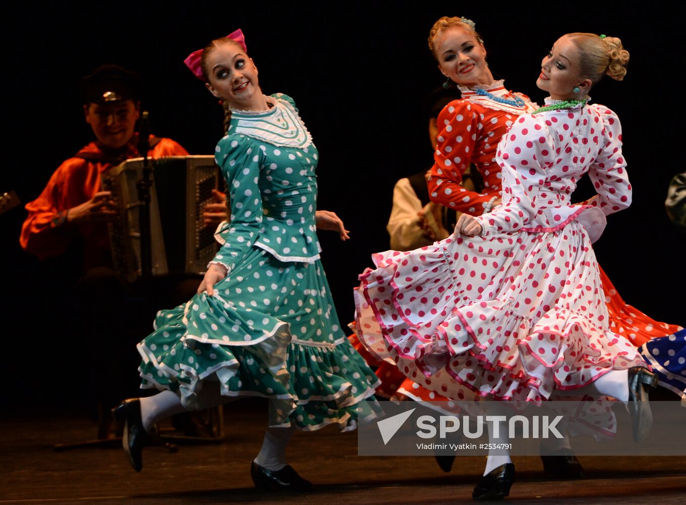 Igor Moiseyev's Folk Dance Company performs at Bolshoi Theatre