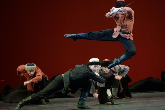 Igor Moiseyev's Folk Dance Company performs at Bolshoi Theatre