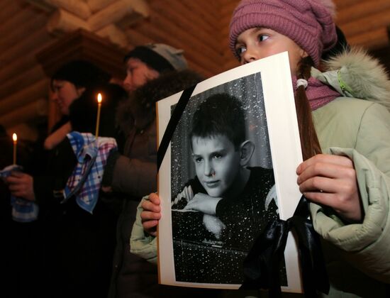 Funeral service for Donetsl victims