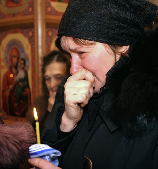 Funeral service for Donetsl victims