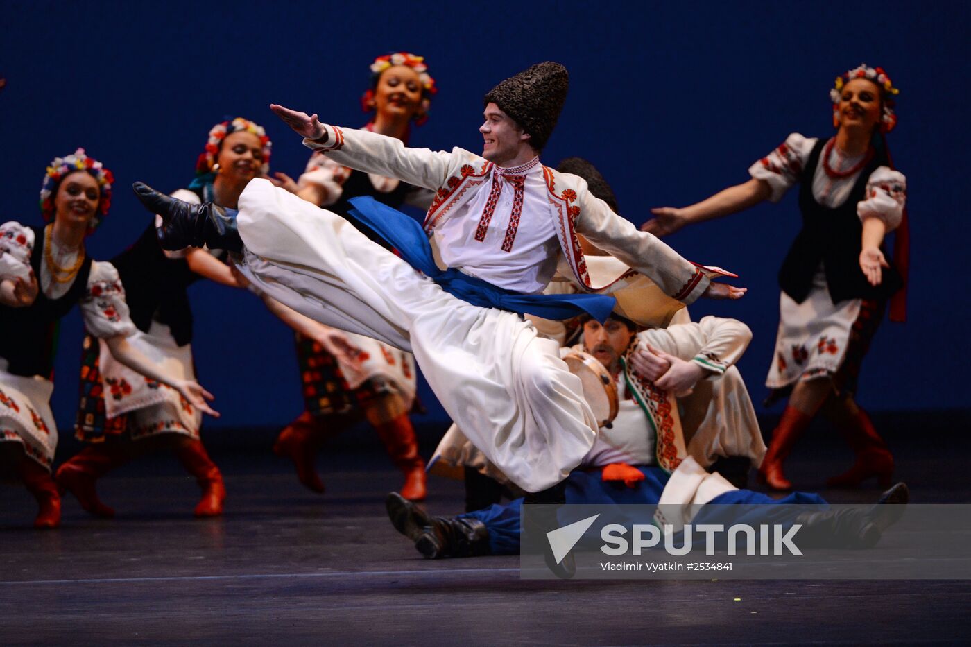 Igor Moiseyev's Folk Dance Company performs at Bolshoi Theatre