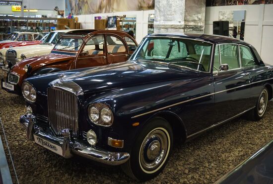 Antique car show in St. Petersburg