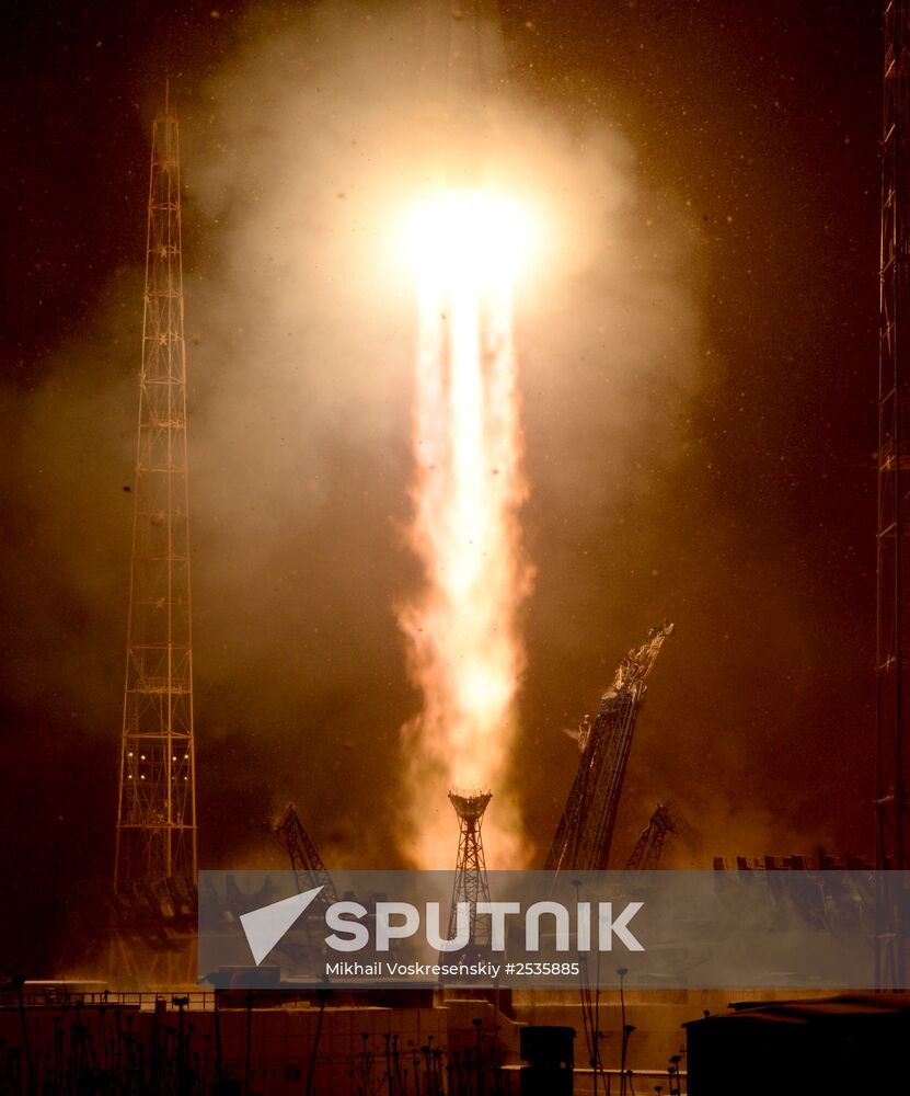 Launch of rocket carrier Soyuz-2.1b with new Glonass system unit