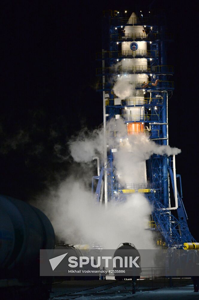 Launch of rocket carrier Soyuz-2.1b with new Glonass system unit