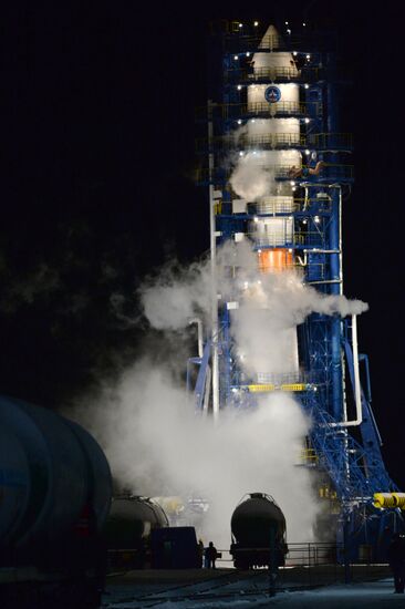 Launch of rocket carrier Soyuz-2.1b with new Glonass system unit