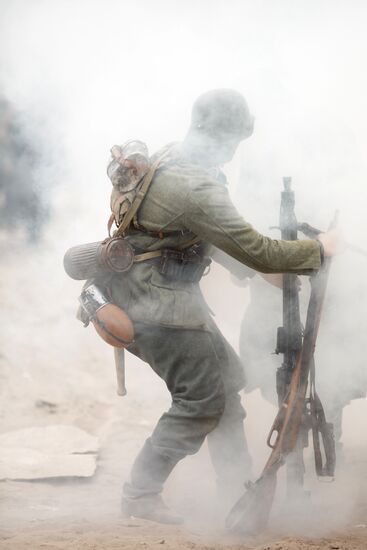 Historic reenactment of battle for Stalingrad