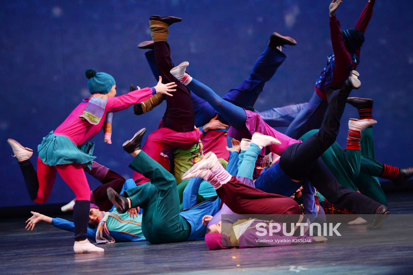 Igor Moiseyev Folk Dance Ensemble performs at Bolshoi Theatre