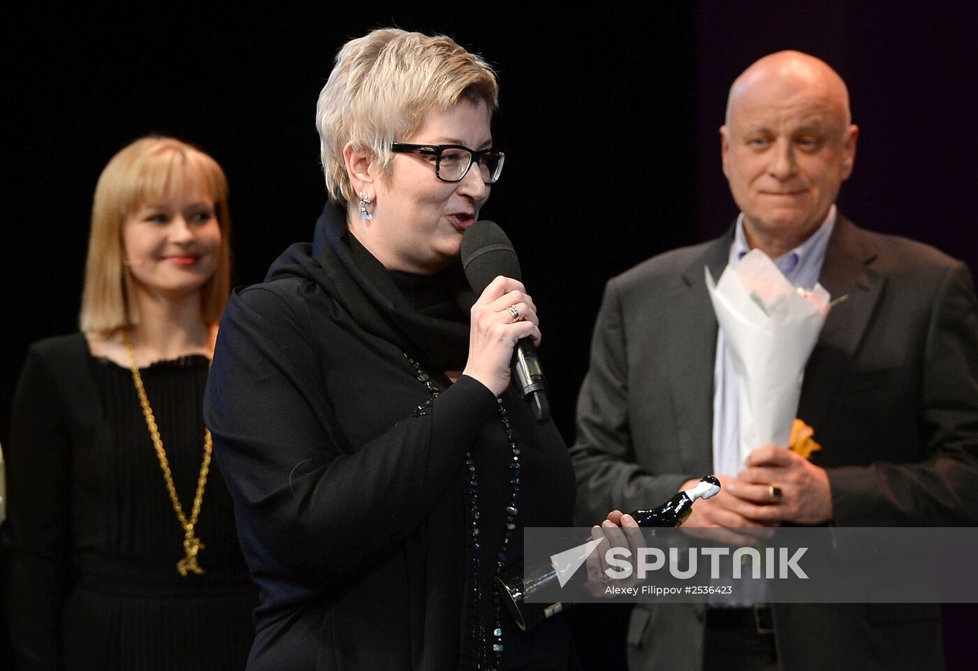 Presenting the People's Choice "Star of a Theatergoer" awards