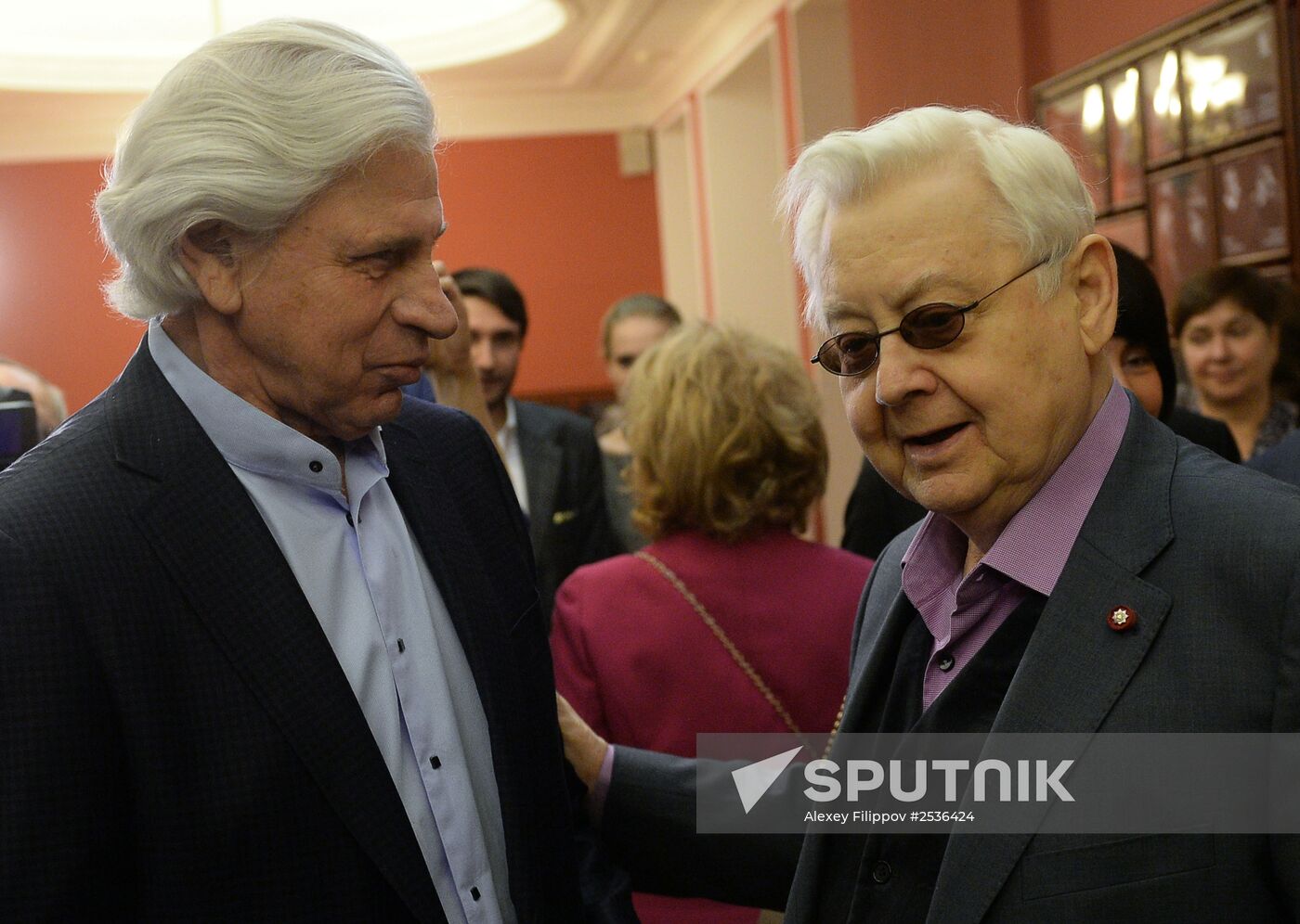 Presenting the People's Choice "Star Theatergoer" awards