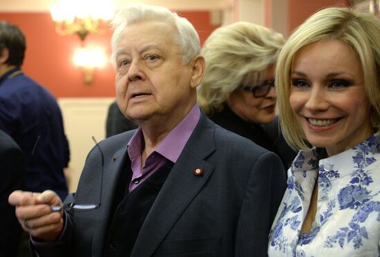 Presenting the People's Choice "Star Theatergoer" awards