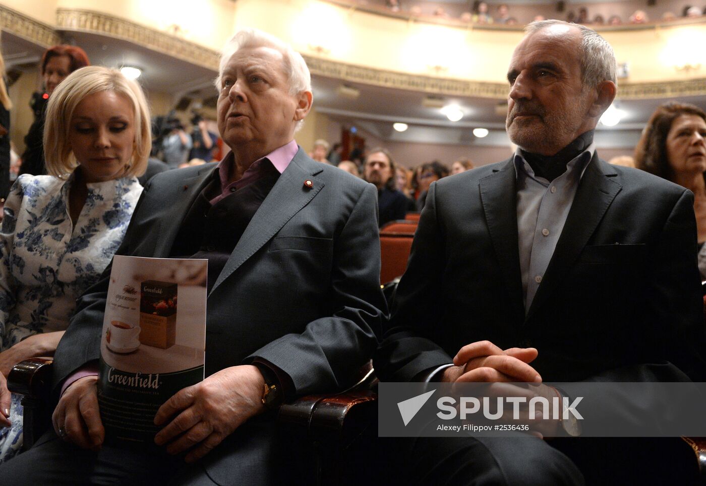 Presenting the People's Choice "Star of a Theatergoer" awards