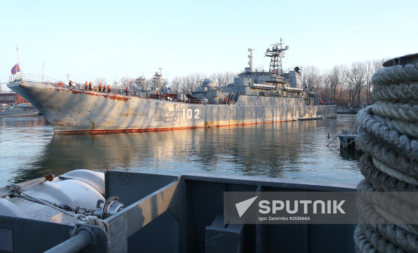 The Kaliningrad large landing ship is back to Baltiysk naval harbor