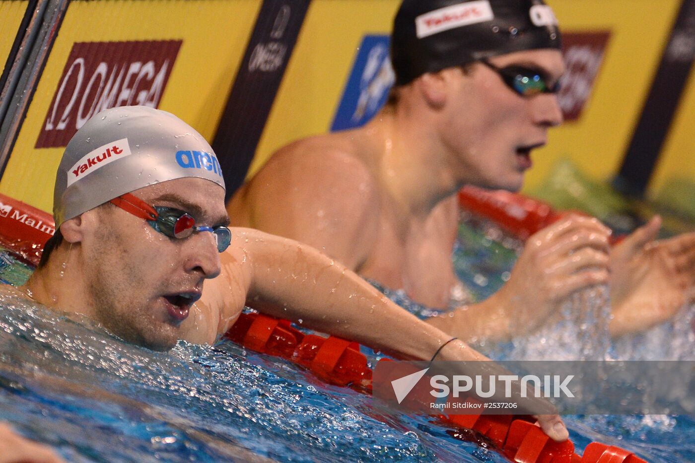 FINA World Swimming Championships (25 m). Day One