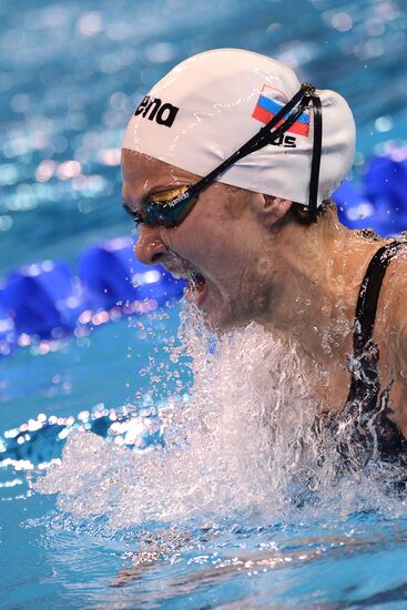 FINA World Swimming Championships (25 m). Day One