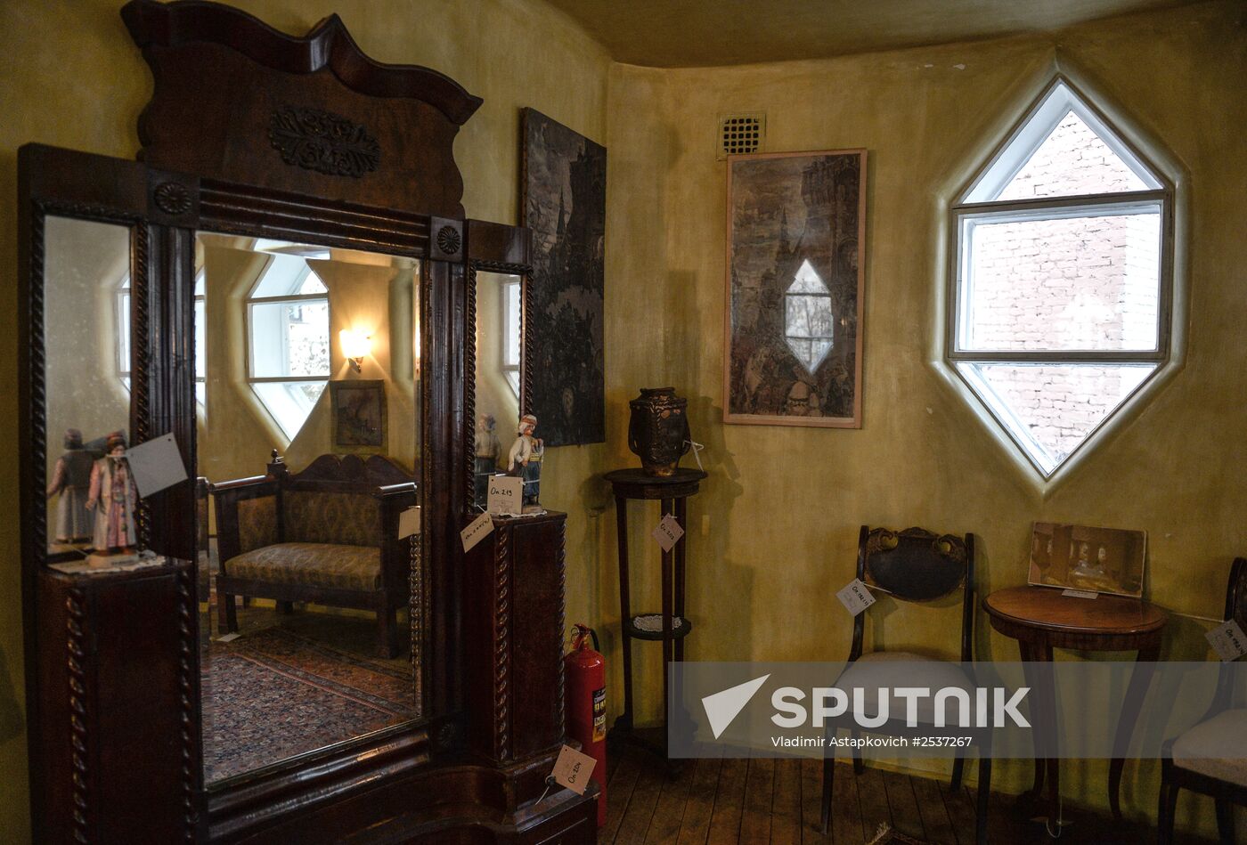 Opening of State Konstantin and Viktor Melnikovs' Museum