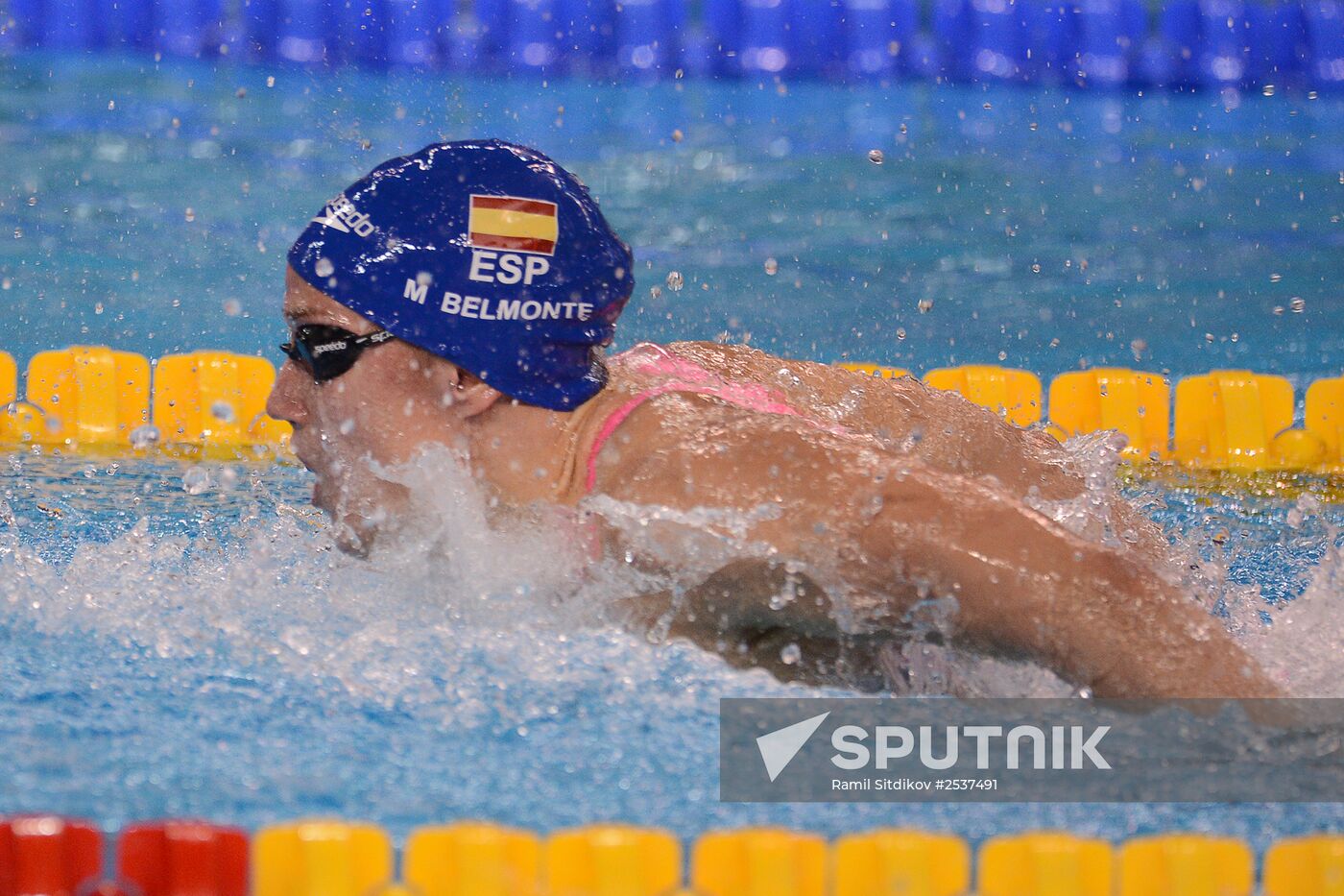 FINA World Swimming Championships (25 m). Day One