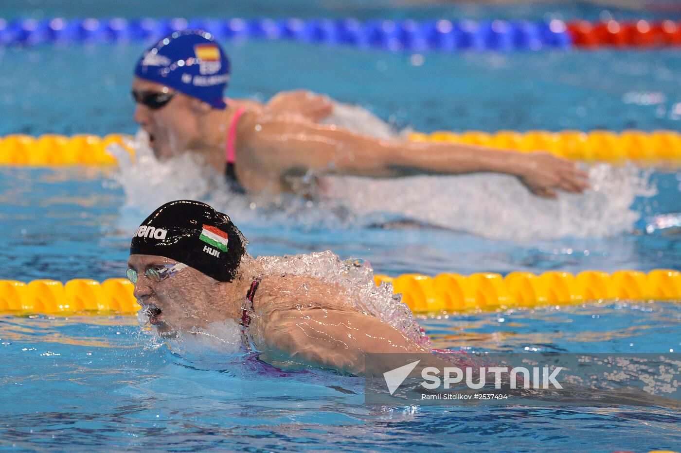 FINA World Swimming Championships (25 m). Day One