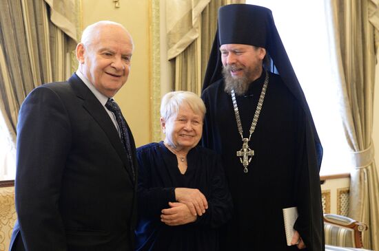 Patriarch Kirill awards Princess Olga Order to compser Aleksandra Pakhmutova