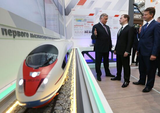 Dmitry Medvedev attends International Forum "Transport of Russia"
