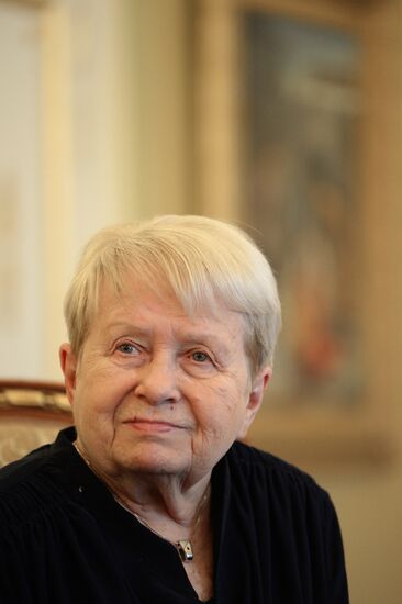 Patriarch Kirill awarded Princess Olga Order to compser Aleksandra Pakhmutova