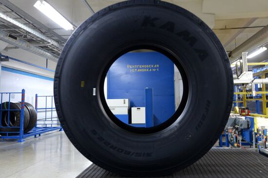 Tire production at Nizhnekamskshina factory
