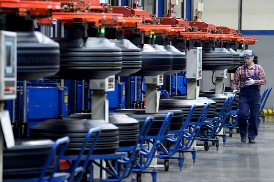 Tire production at Nizhnekamskshina factory